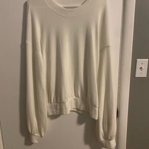 Sweater white soft
